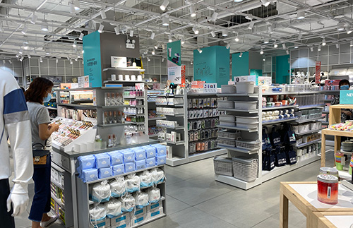 店鋪要怎樣選擇商品陳列展示貨架