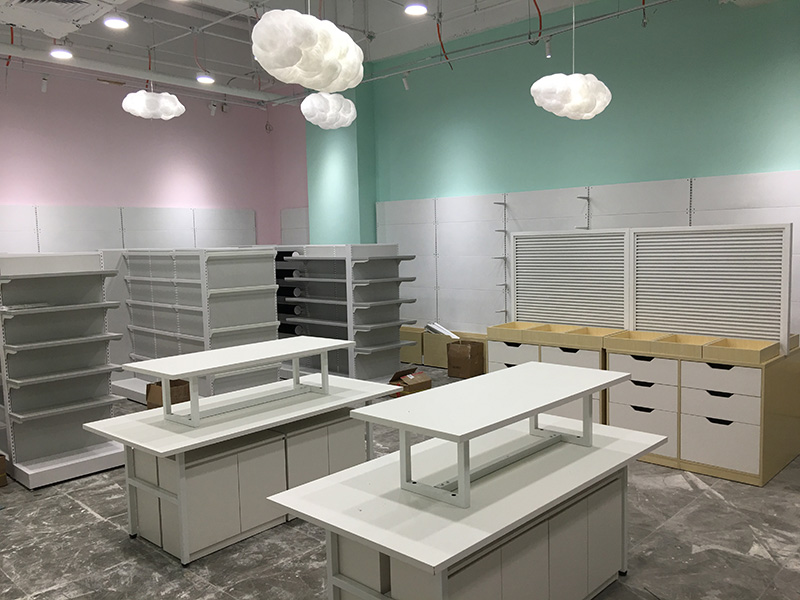 NOME貨架,精品店貨架,貨架安裝,定制貨架