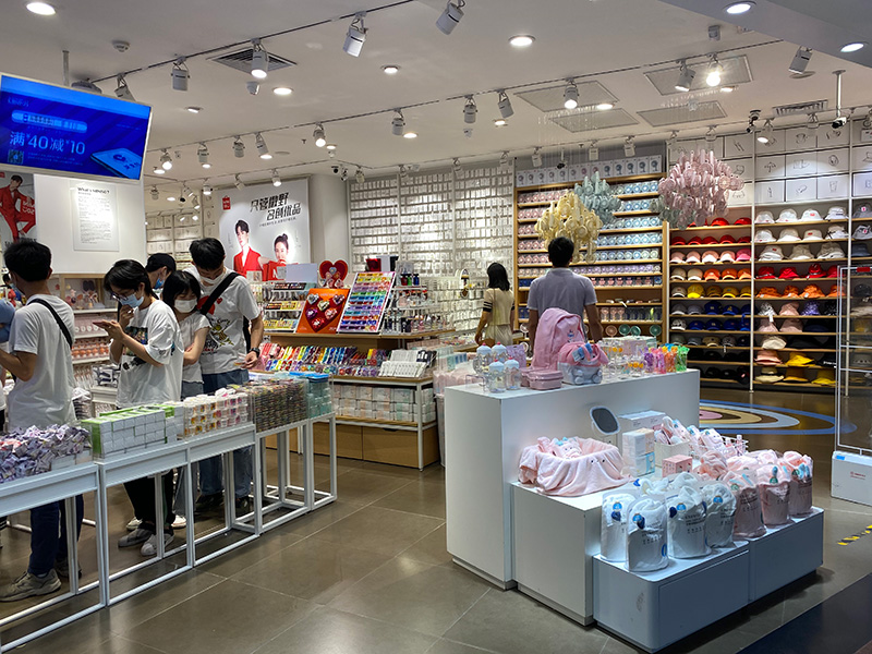 漯河優品展示架,定制精品貨架展示架,百貨精品貨架