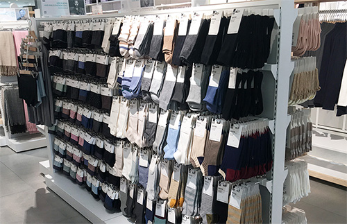 名創(chuàng)優(yōu)品貨架批發(fā)謹(jǐn)記要點(diǎn)