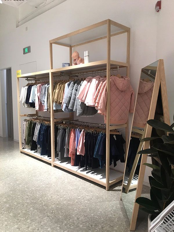 母嬰展示柜批發商、母嬰貨柜批發商、母嬰展架廠家