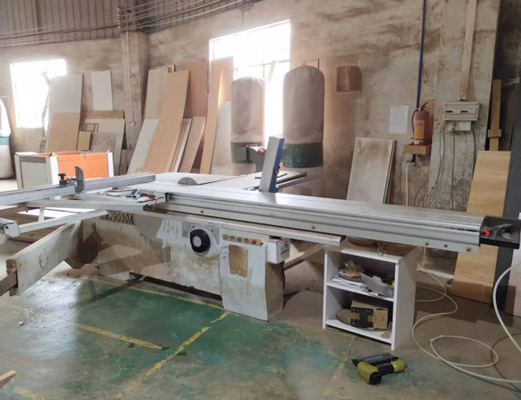 半自動開料設備